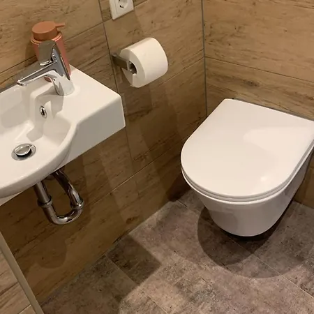 Homestay Grosses Juwel-monteurzimmer-privatzimmer